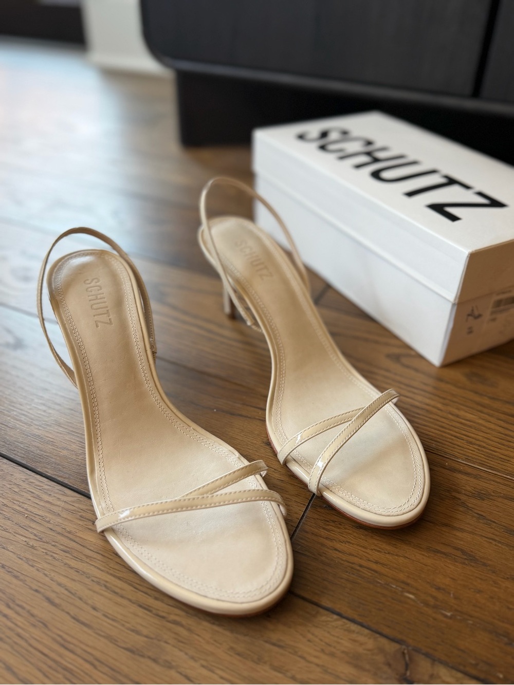 NWT SCHUTZ Off-White Strappy Slingback Sandals